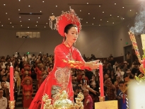 NSƯT Trịnh Kim Chi tổ chức lễ rước và dâng hương lên Tổ nghiệp