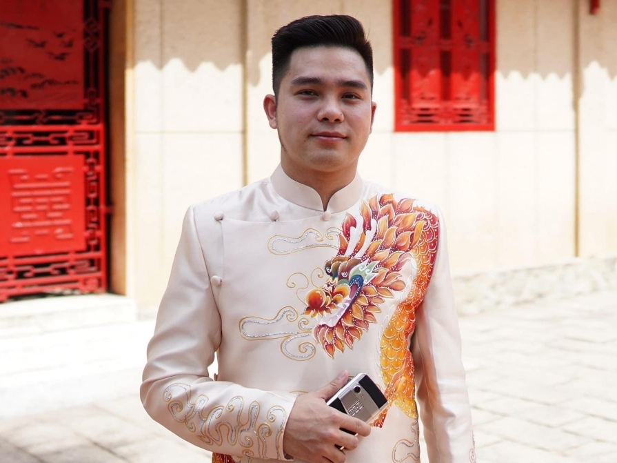 Những gam màu 'hạnh phúc', đầy xúc cảm giữa mùa giãn cách của nhạc sĩ Thành Nguyễn