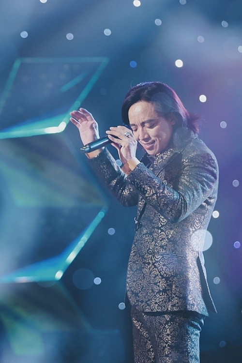 Việt Hương - Hoài Phương tay trong tay giới thiệu liveshow 'Hoài Phương in Concert'