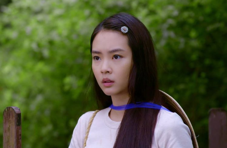 'Sứ mệnh tái sinh': 2 mỹ nam Singapore cùng 'phải lòng' diễn viên từng hóa thân cô dâu Việt Chantalle Ng