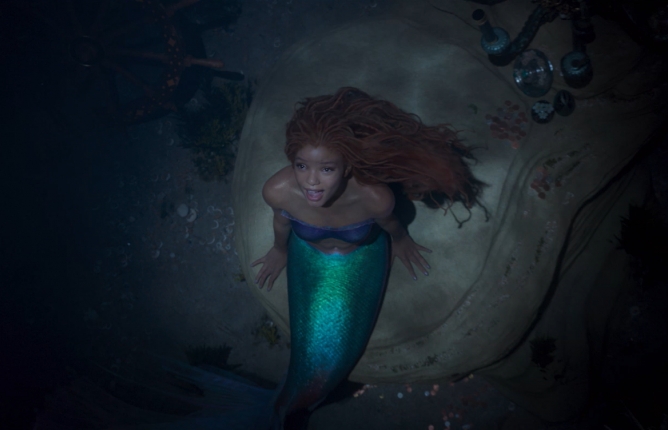 'The Little mermaid': Bất ngờ 'đánh úp' teaser trailer đầu tiên, tạo hình nữ chính nàng tiên cá live-action có gây ấn tượng?