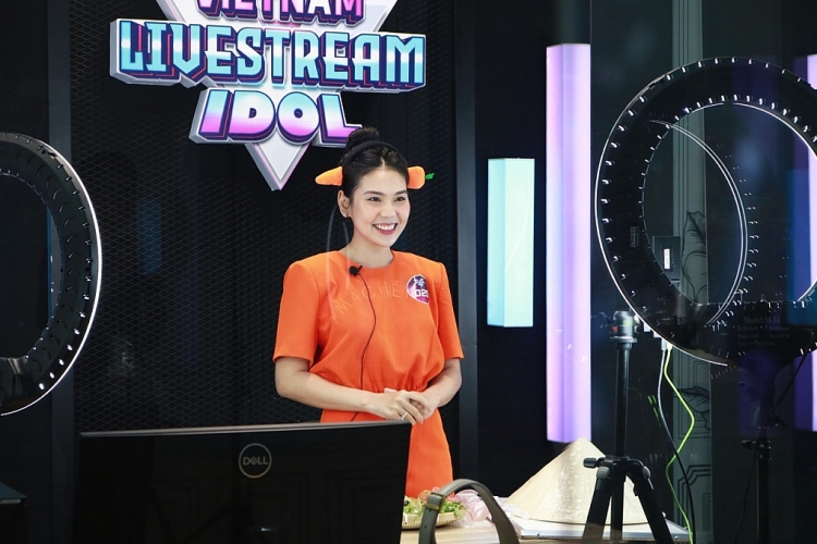 Lê Dương Bảo Lâm và Võ Hoàng Yến chính thức làm giám khảo 'Vietnam Livestream Idol'