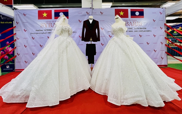 Ca sĩ Dương Tùng Nhân lập quỹ hỗ trợ người dân khó khăn khi gặp áp lực công việc