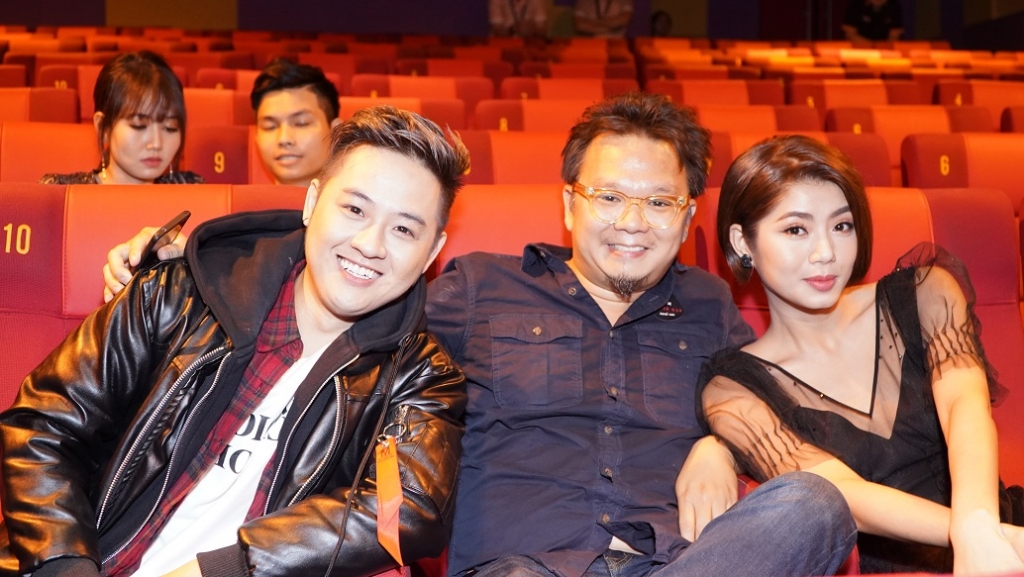 dan dien vien dream man loi ket ban chet choc doi mua hoi ngo nguoi ham mo trong showcase dau tien