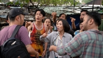 Thu Trang - Tiến Luật tung trailer 'Chuyện xóm tui' với những câu chuyện dở khóc dở cười của xóm nghèo