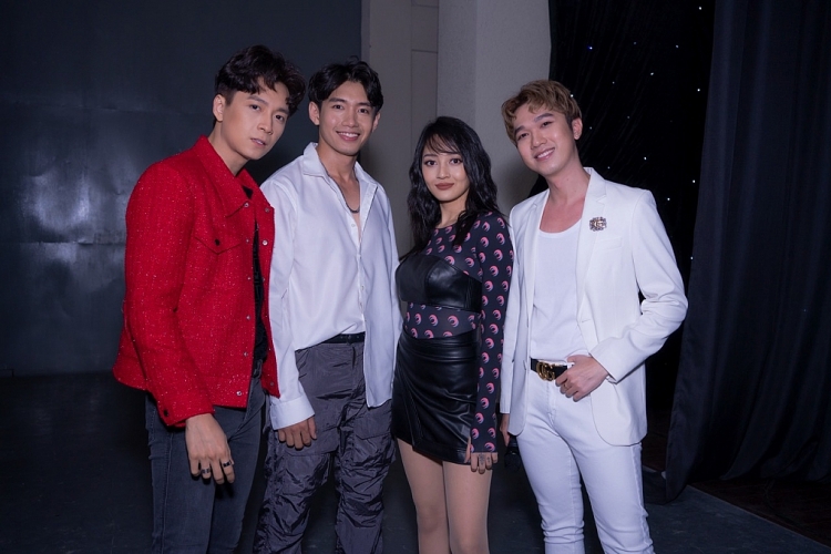 quang dang dien trai bieu dien bigcityboi cuc chay trong dem nhac