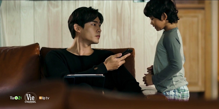 choc tuc vo yeu tap 6 tong tai gia bach am tham rot dau tu khung de gianh lai vai dien cho chan ai