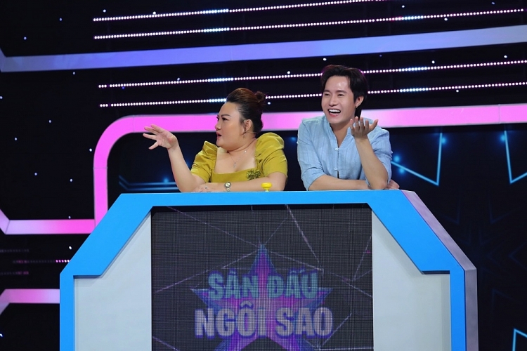 'Công chúa cải lương' Phạm Huyền Trâm chao đảo trước ba chàng soái ca tại 'Sàn đấu ngôi sao'