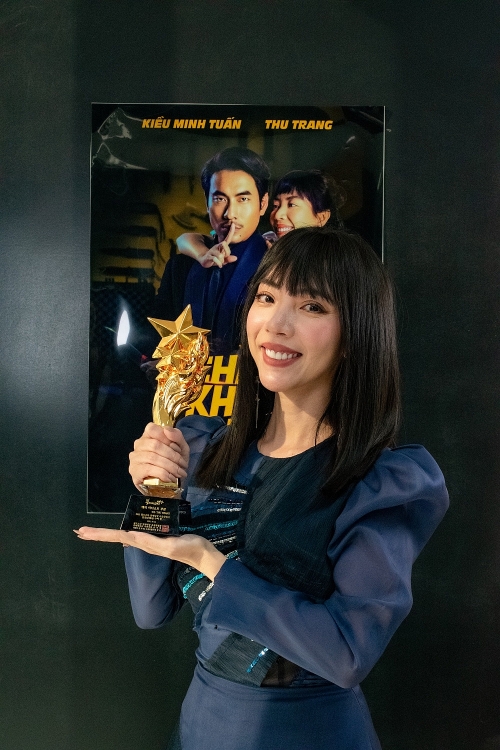 Thu Trang nhận giải 'Nữ nghệ sĩ quốc tế xuất sắc nhất' ở World Star Awards