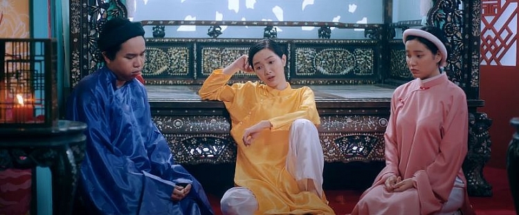 'Công chúa bến xe': Hậu trường đầy bạo lực giữa 'thánh nữ' Jang Mi và 'tiểu tam' Diễm Trần