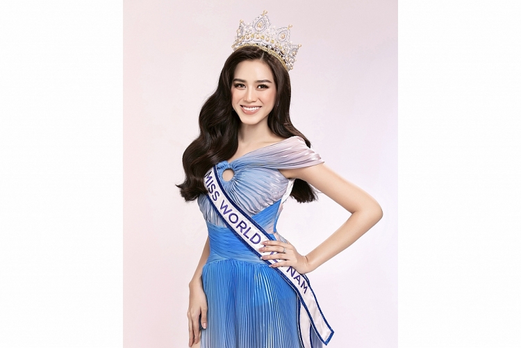Đỗ Hà khoe body nuột nà cùng thần thái sắc sảo, sẵn sàng chinh phục vương miện 'Miss World 2021'