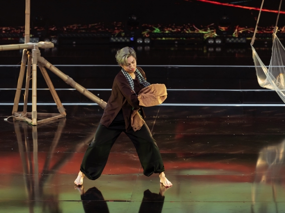 'Sàn đấu vũ đạo': Gà cưng Đông Nhi - Ông Cao Thắng được Minh Hằng đánh giá cao phong độ