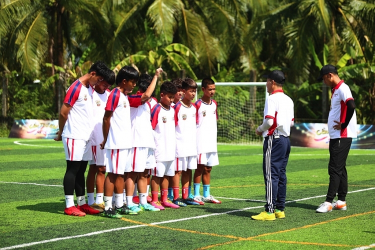 Quách Ngọc Tuyên tự hào vì chiến thắng tuyệt đối của đội 'Cầu thủ nhí 2022'