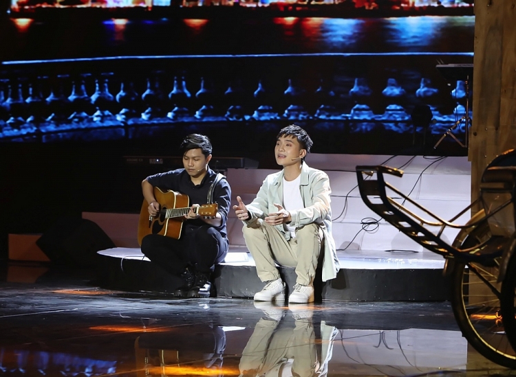 Yanbi mang ca khúc 'Thu cuối' đến sân khấu 'Én vàng nghệ sĩ 2022'