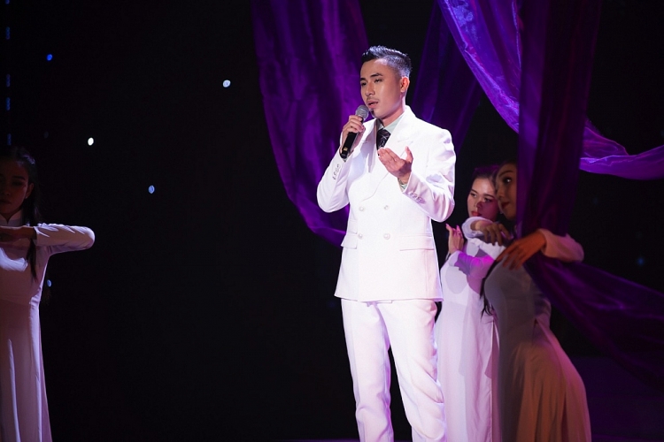 Phi Ngọc Ánh tiết lộ bị viêm phổi trước thềm diễn 'Tình Bolero 2022'