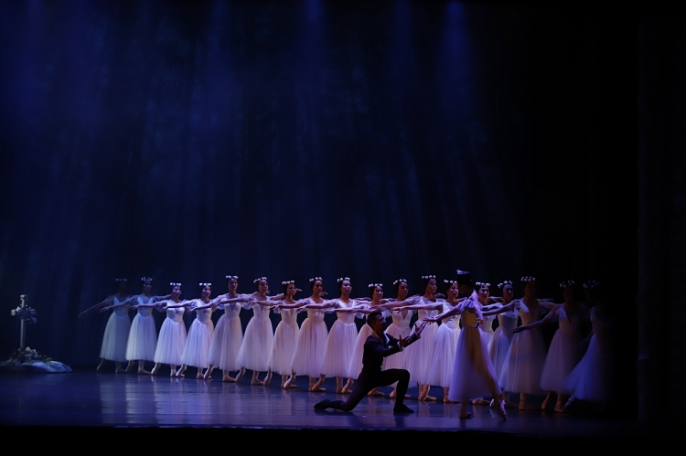 Nhà hát Giao hưởng Nhạc vũ kịch TP. HCM trình diễn vở vũ kịch ballet cổ điển nổi tiếng thế giới 'Giselle'