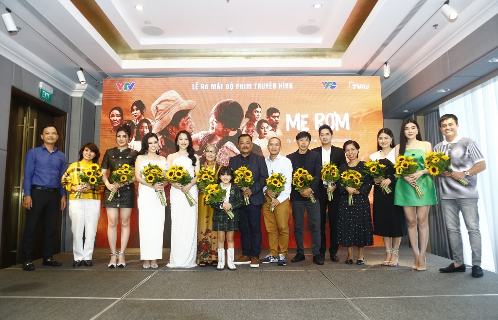 Thái Hòa tiếp tục làm… mẹ trong bộ phim 'Mẹ rơm'