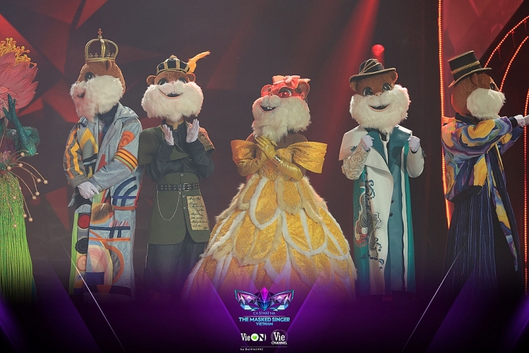 'Ca sĩ mặt nạ': Một nhân vật sẽ lộ diện tại tập chung kết, cúp Mặt nạ vàng được trao trong đêm 'All - Star Concert'