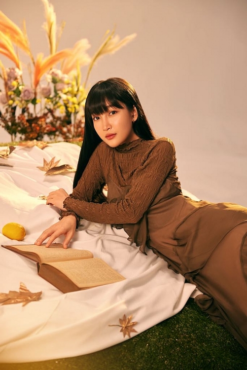 Juky San 'làm mới' ca khúc kinh điển 'Mùa thu cho em' dịu dàng đến nao lòng