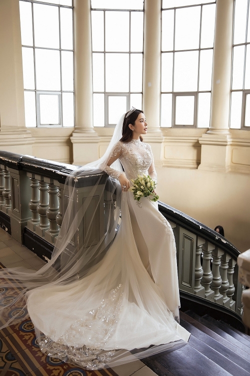 Hoa hậu Huỳnh Vy bất ngờ diện áo dài cưới sau 4 năm đăng quang