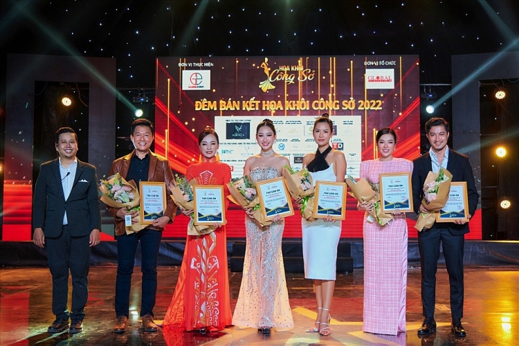 Người đẹp Thái Thị Hoa làm giám khảo 'Hoa khôi công sở 2022'