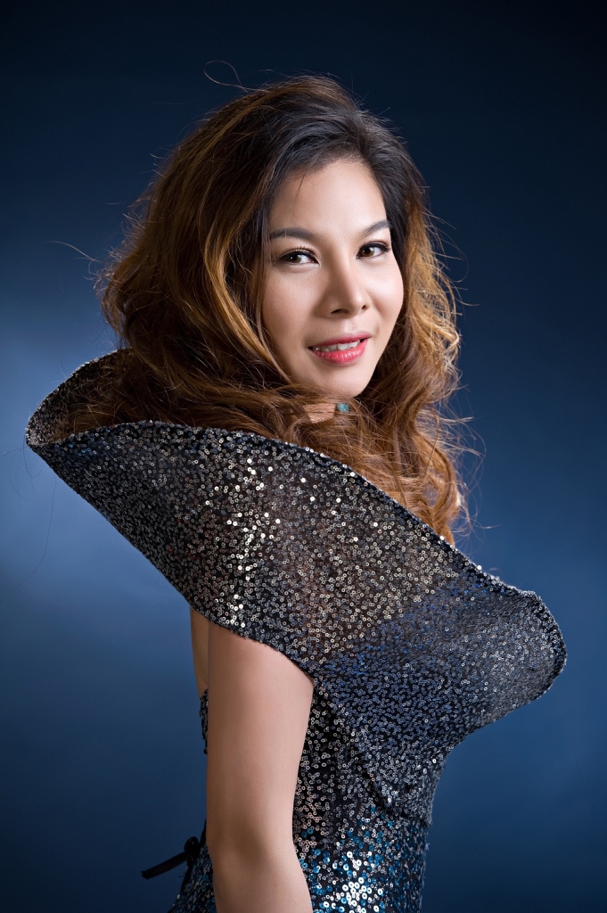 ca si anh vuong va 10 nam danh cho liveshow dau tay