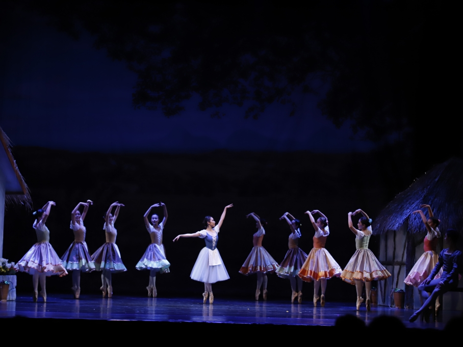 Thưởng thức tác phẩm vũ kịch kinh điển tuyệt vời 'Giselle'