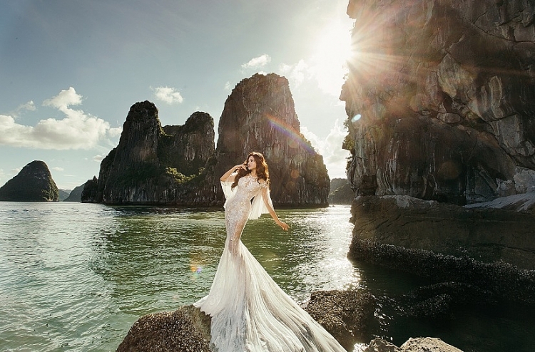 xuyt xoa truoc voc dang chuan cua ba me 4 con vu thu phuong