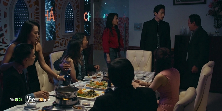 choc tuc vo yeu tap 11 nu chinh nha dan bi gai bay vao nham phong dai gia duoc tong tai gia bach cuu thoat kip thoi