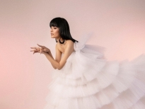 Trương Thị May cuốn hút với phong cách 'thiên thần áo trắng' trong BST váy cưới