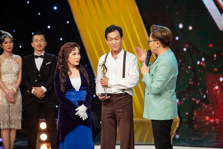 vu dieu vang bi viet huong doa choi dep nhung phu vinh thuc lam van xuat sac nhan duoc diem tuyet doi