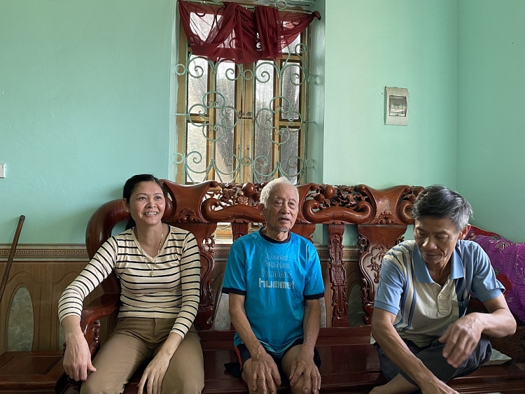 ba t ngo vo i gia ca nh cu a miss earth vietnam 2020 thai thi hoa o que nha hu ng ye n