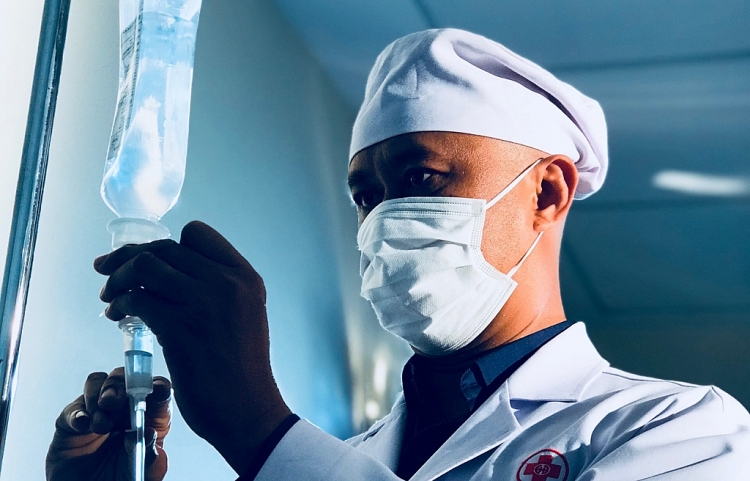 gap vua truong quay cua ke sat nhan co doc tran duc long