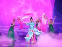'Khúc hát đầu tiên': Hoàng Thùy Linh khuấy động sân khấu với loạt ca khúc đình đám