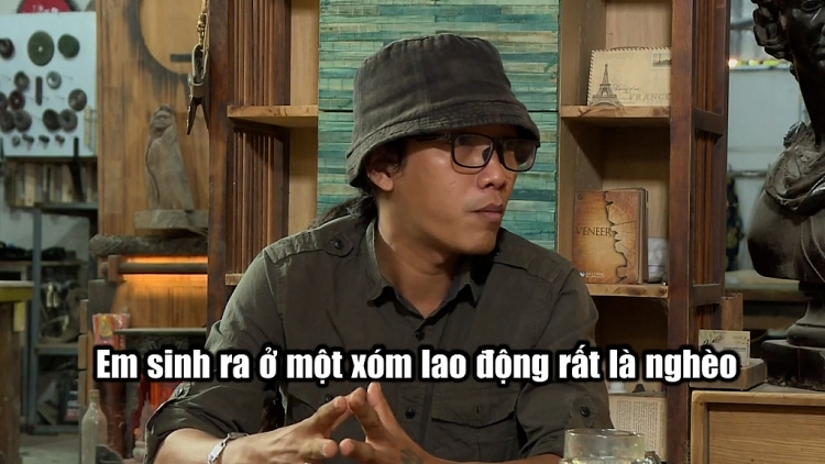 Trương Quỳnh Anh gây bất ngờ vì quá duyên dáng khi làm MC 'Gõ cửa thăm nhà'