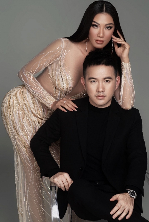 Cận cảnh thiết kế dạ hội lấy cảm hứng từ sóng nước phản chiếu của Kim Duyên tại 'Miss Universe 2021'