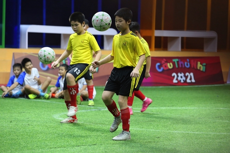 'Cầu thủ nhí 2021': S.T Sơn Thạch sẽ tài trợ học phí đến năm 18 tuổi cho một cầu thủ nhí