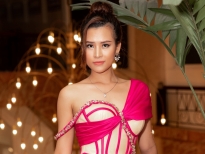 Hoa hậu Thái Thị Hoa đeo trang sức 2 tỷ đi sự kiện, tiết lộ kế hoạch mới sau dịch