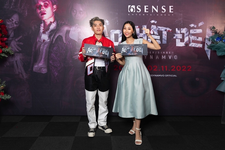 Nhóm Uni5 tụ họp mừng Cody Nam Võ ra MV và E.P solo đầu tay