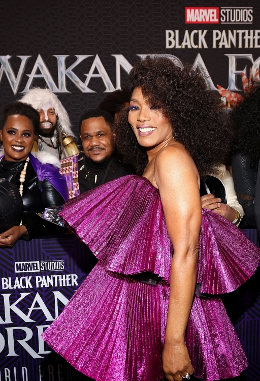 Giới phê bình nhận xét 'Black Panther: Wakanda forever' hoành tráng và cảm xúc hơn cả phần phim đầu tiên