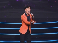 'Người hát tình ca': Đức Thọ khiến giám khảo 'tranh luận không ngừng' khi hát 'Tình khúc buồn'