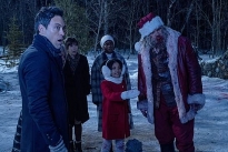 Tài tử David Harbour 'hóa' ông già Noel với những màn 'phát quà' rùng rợn trong 'Đêm hung tàn'