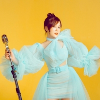 'Nàng thơ' Thùy Dung với 10 năm song hành cùng nhạc Pháp