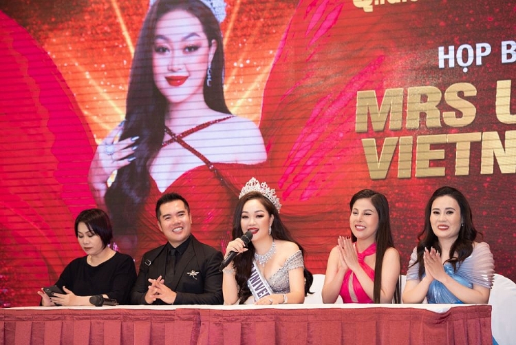 Hoàng Thanh Nga đại diện Việt Nam tham dự 'Mrs Universe 2022' tại Bulgaria