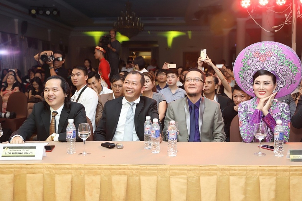 doanh nhan pham thanh phong dang quang quan quan mc vu manh cuong dat a quan quy ong lich lam 2017