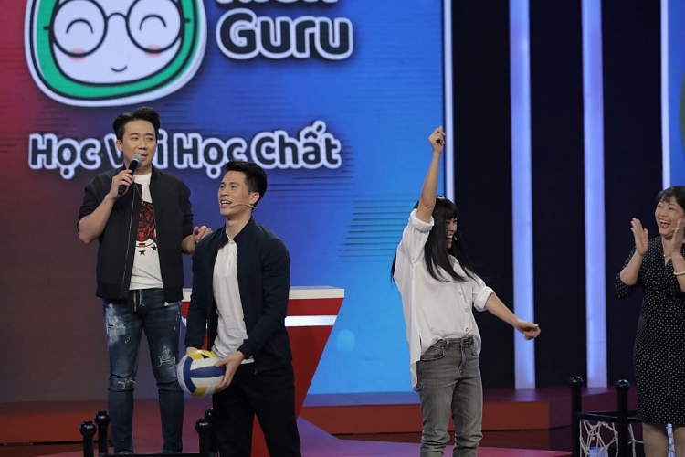 toi tuoi teen tran dinh trong tung bi gia dinh ngan can khong cho theo duoi dam me bong da