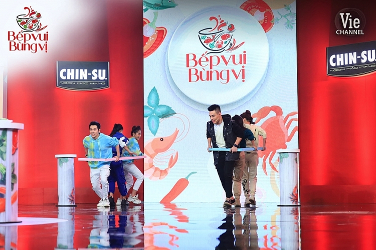 bep vui bung vi hari won lam vy da moi duoc nhung co may noi len san khau hua hen khau chien kich liet