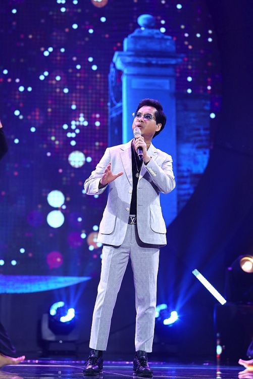 ngoc son truyen kinh nghiem hat bolero de duoc goi la ong hoang nhac sen