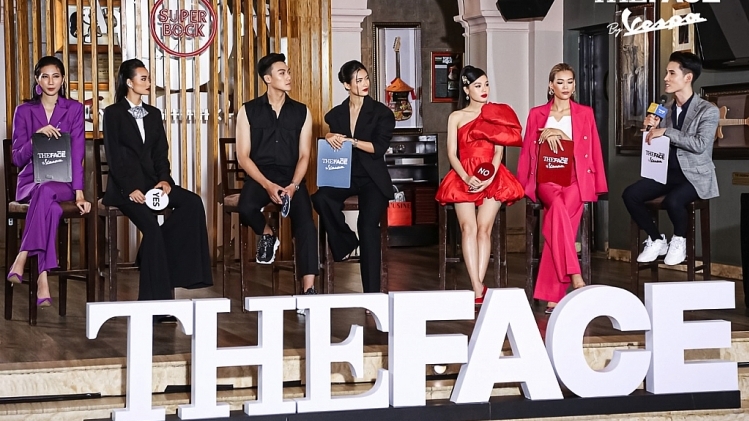 'The Face Online By Vespa': Drama 'nảy lửa' giữa dàn HLV và cố vấn chuyên môn