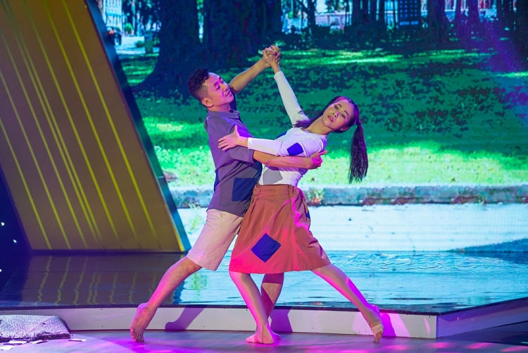 cap doi tau hai van vuong thuy trang chia tay chuong trinh vu dieu vang